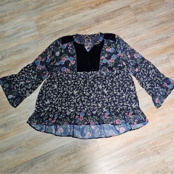 Suzanne Betro Boho Floral Velvet Sheer Lace Top Plus Size 3x with ruffle - Picture 8 of 14